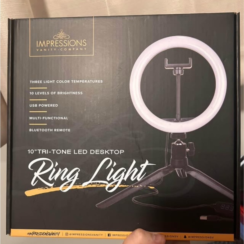 Impressions Black Accent Panels